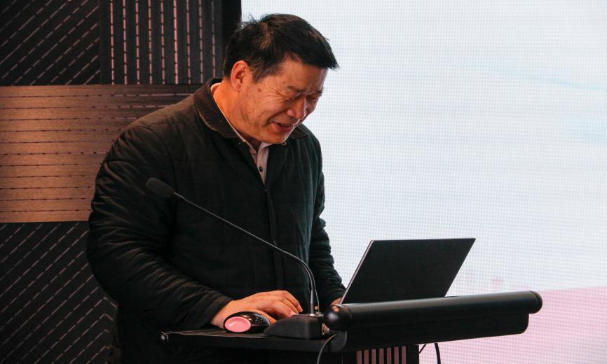 马克思主义学院举办“第九届马列经典诵读活动”第二场专题讲座